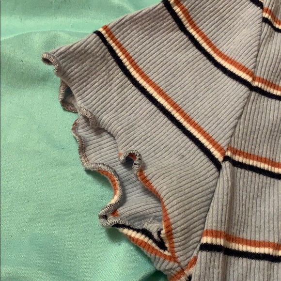 Stripped Tee - Picture 4 of 5